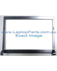 Dell Studio 1537 Replacement Laptop  LCD Front Bezel 0M135C M135C NEW